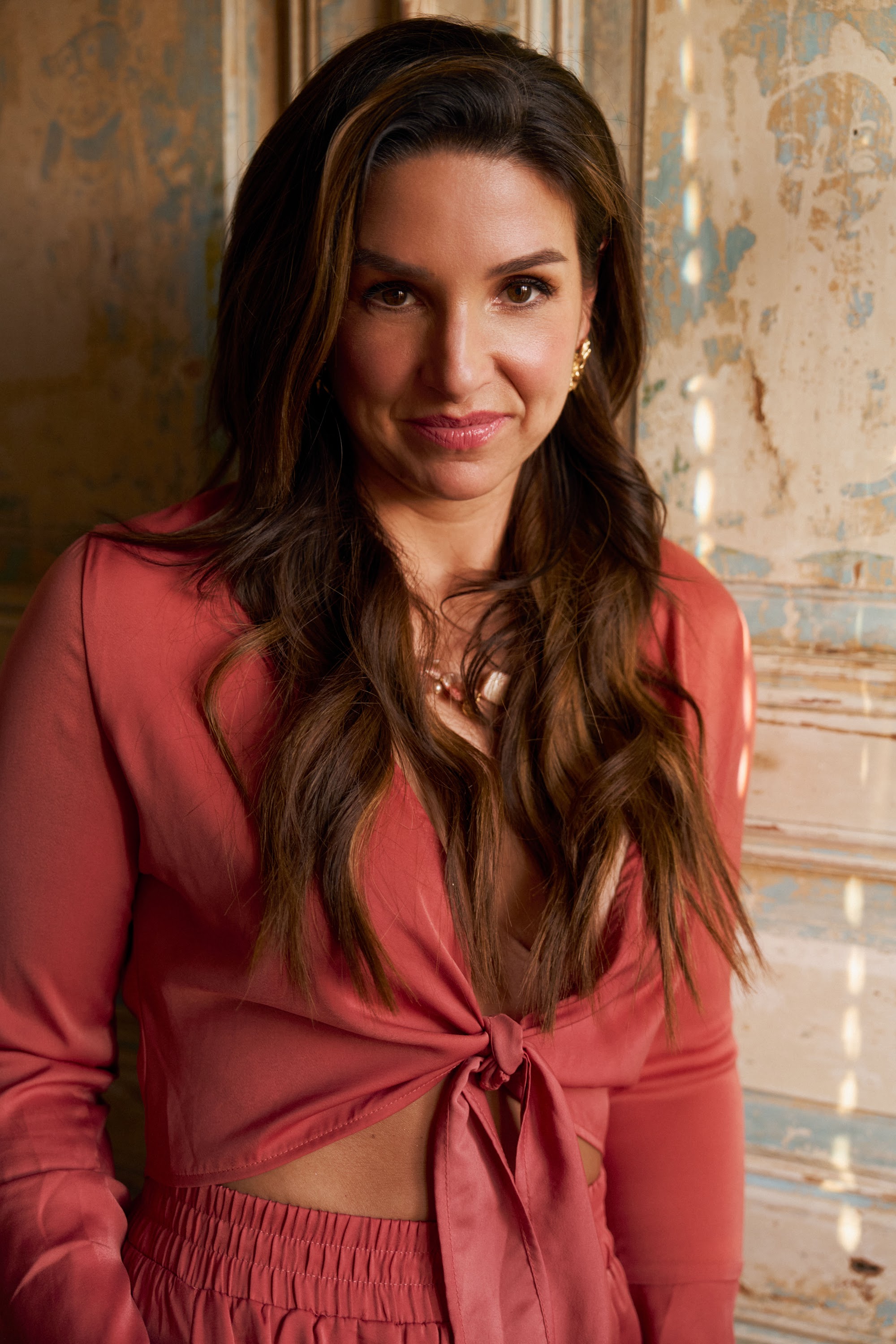 Carola Rodrigues Lopes, portret uit de nieuwste fotoshoot